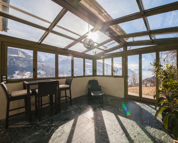 Referenzbilder unserer Faltwand 