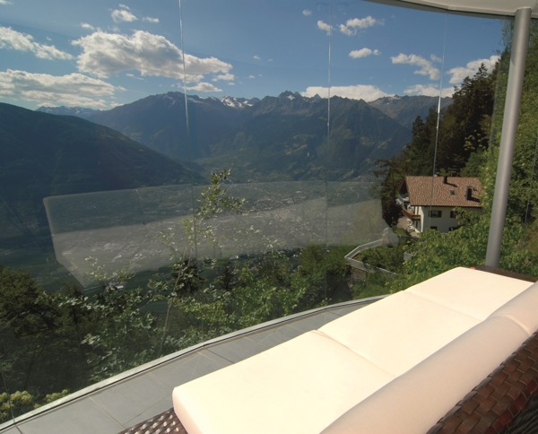 Referenzbilder zu unserer Ganzglas - Faltwand