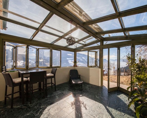 Referenzbilder unserer Faltwand 