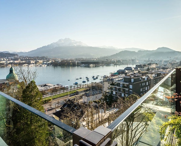 Referenzbidler unserer Brüstung