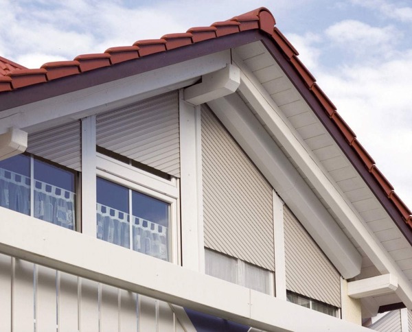 Referenzbilder unserer Fensterbeschattung 